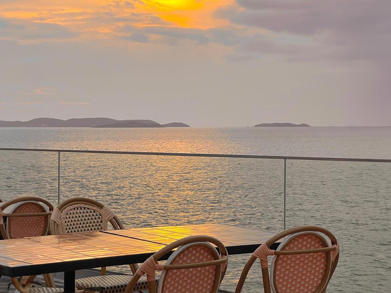 Asia Pattaya Hotel Luaran gambar